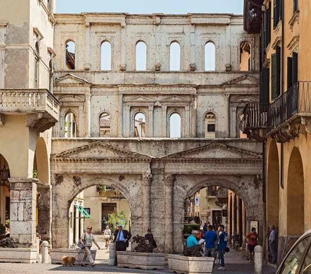 Porta Borsari a Verona